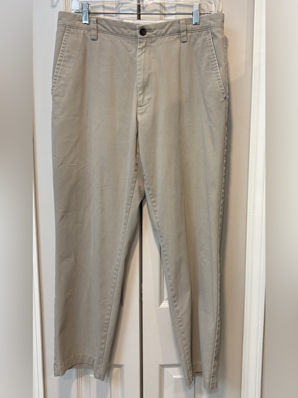 Dockers Classic Fit Chinos pants in Light Tan 33x30